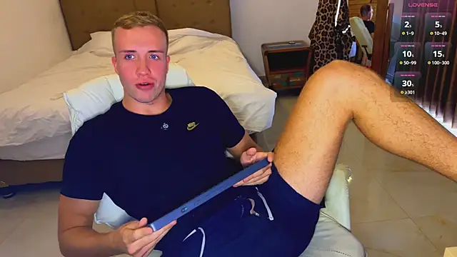 tommy cumfinger online show from May 2026 03:08:01 AM