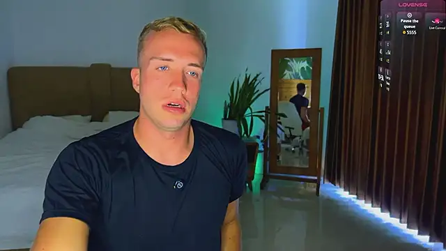 tommy cumfinger online show from March 2026 02:06:01 AM