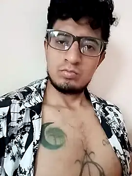 Snapshot of ale3J4a chatting on November 2025 08:35:01 PM ale3J4a online show from November 2025 08:35:01 PM