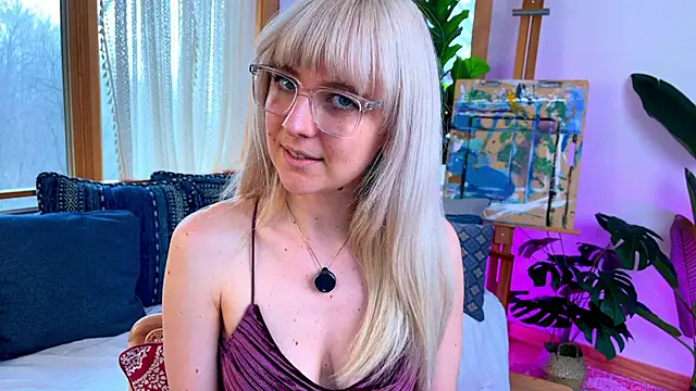 allyelliot online show from March 2026 04:22:01 PM