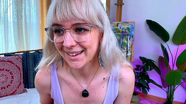 allyelliot online show from March 2026 06:04:01 PM