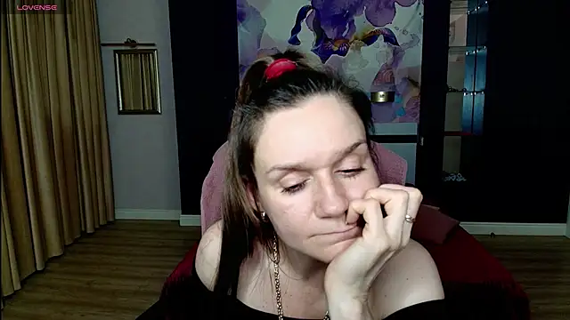 AriaGray online show from February 2026 01:01:01 AM