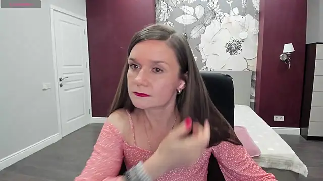 AriaGray online show from September 2025 09:59:01 PM