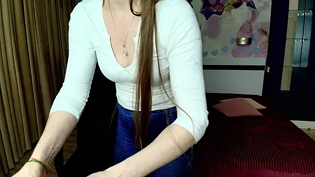 AriaGray online show from March 2026 07:15:01 PM