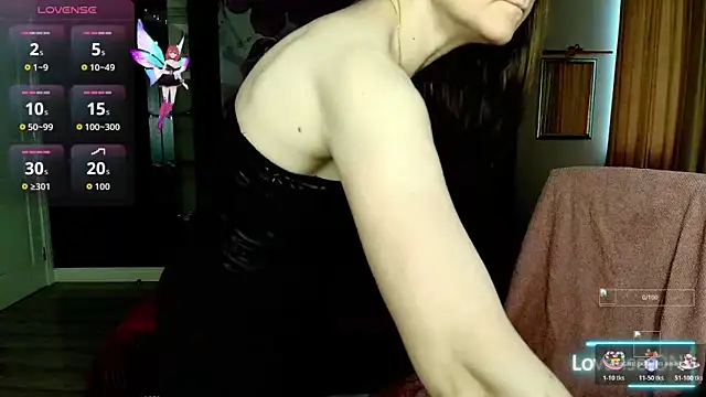 Snapshot of AriaGray chatting on December 2025 07:08:01 AM AriaGray online show from December 2025 07:08:01 AM