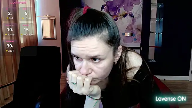 AriaGray online show from February 2026 01:20:02 PM