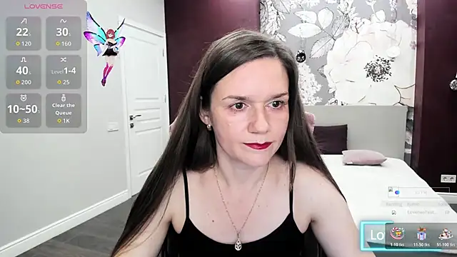 Snapshot of AriaGray chatting on November 2025 09:26:02 PM AriaGray online show from November 2025 09:26:02 PM