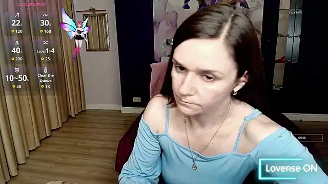 Snapshot of AriaGray chatting on December 2025 01:56:01 PM AriaGray online show from December 2025 01:56:01 PM