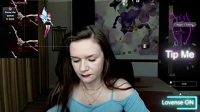 AriaGray online show from October 2025 01:30:02 AM