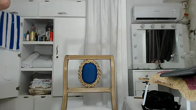 Snapshot of marcella6 chatting on October 2025 03:08:01 AM marcella6 online show from October 2025 03:08:01 AM