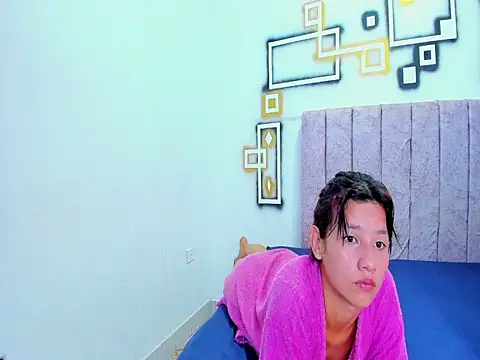 FerneyManti online show from December 2025 02:16:02 PM