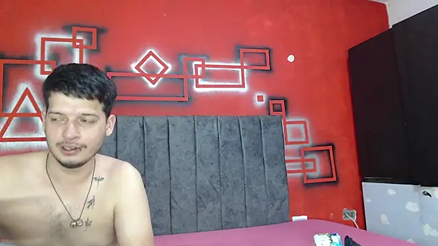 Snapshot of FerneyManti chatting on February 2026 01:33:01 PM FerneyManti online show from February 2026 01:33:01 PM