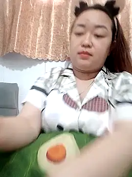 VyOanh2K online show from October 2025 06:37:01 AM