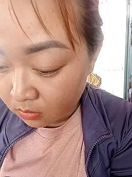 VyOanh2K online show from February 2026 05:49:01 AM