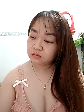 VyOanh2K online show from March 2025 05:01:01 PM