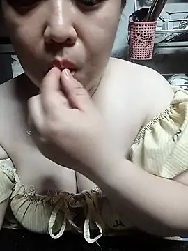 VyOanh2K online show from May 2026 03:41:01 PM