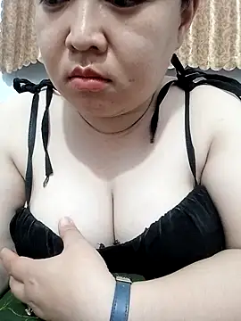 VyOanh2K online show from May 2026 04:04:02 PM