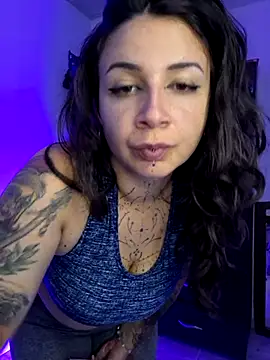 Aria Bennett21 online show from March 2026 04:00:01 AM