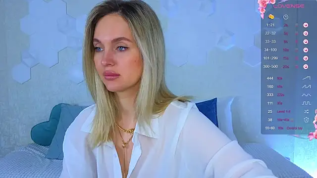 Lynna Sparks online show from November 2025 02:16:02 AM