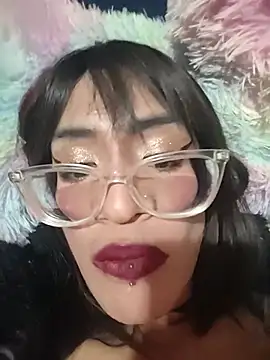 Aura love69 online show from May 2026 06:00:01 AM