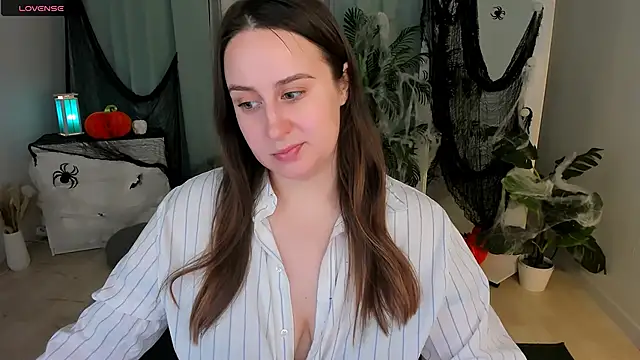 Lattea online show from October 2025 10:58:02 AM