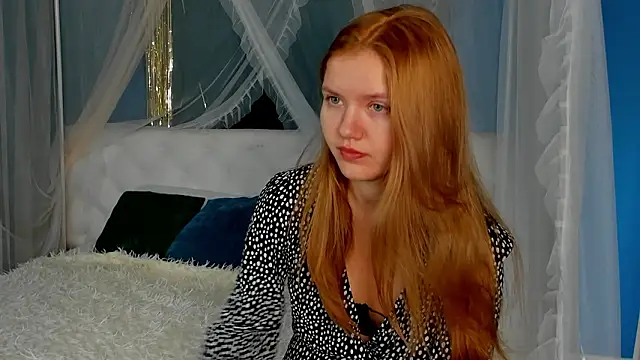 Eva  Lewis online show from February 2026 01:16:02 AM