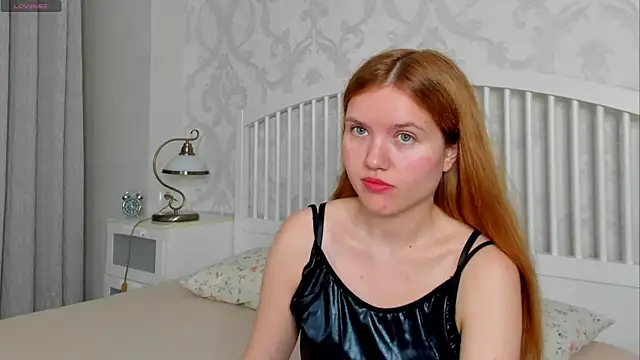 Eva  Lewis online show from June 2026 05:12:01 AM