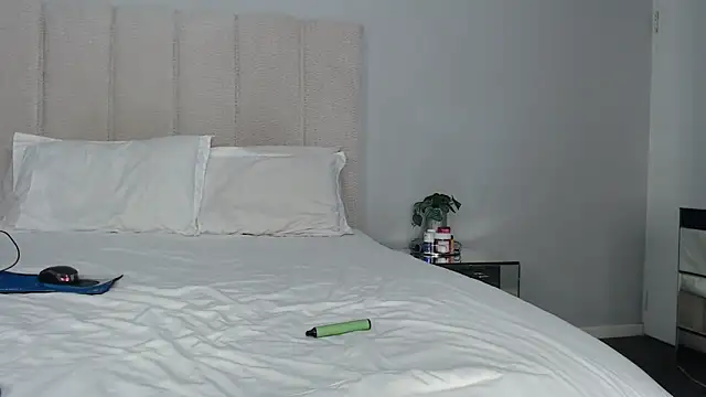 Snapshot of Pinkpyssy chatting on May 2026 10:53:02 PM Pinkpyssy online show from May 2026 10:53:02 PM