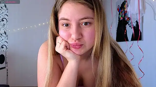 Snapshot of Yassyaaa chatting on February 2025 03:31:02 PM Yassyaaa online show from February 2025 03:31:02 PM
