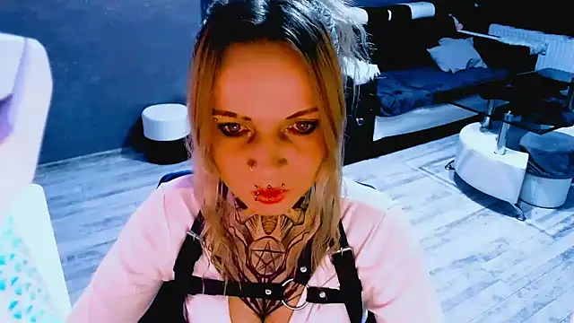 InesGold online show from February 2026 09:21:01 PM