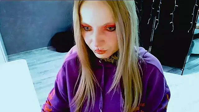 Snapshot of InesGold chatting on October 2025 08:13:02 PM InesGold online show from October 2025 08:13:02 PM