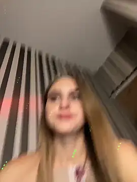 GraceTorrez online show from October 2025 06:08:01 PM