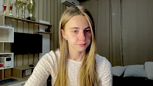 GraceTorrez online show from October 2025 05:25:02 PM