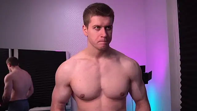 Snapshot of Bruno_Banani chatting on October 2025 04:03:01 PM Bruno Banani online show from October 2025 04:03:01 PM