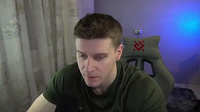 Snapshot of Bruno_Banani chatting on November 2025 04:44:02 PM Bruno Banani online show from November 2025 04:44:02 PM