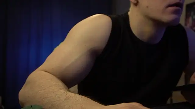 Bruno Banani online show from March 2026 04:36:02 PM