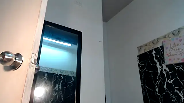 KristalTsXXX online show from February 2026 04:18:01 PM