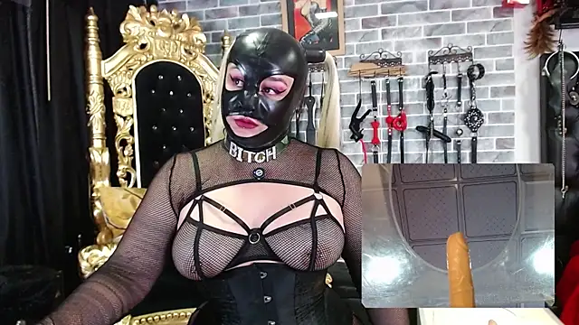 Snapshot of Kinkster_Jade chatting on June 2026 08:14:02 PM Kinkster Jade online show from June 2026 08:14:02 PM