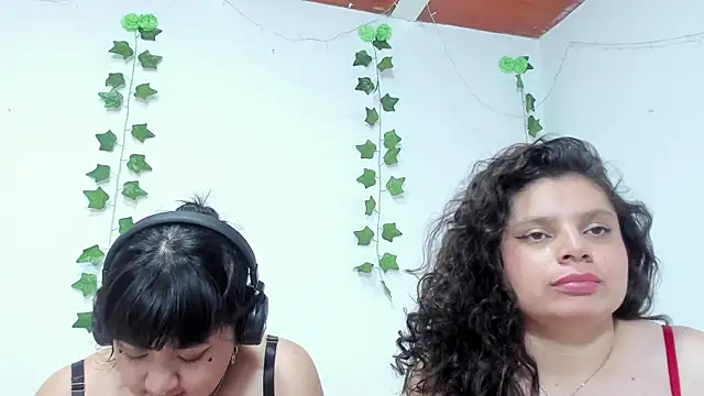 Karol IsabelCouple online show from March 2025 03:52:02 AM