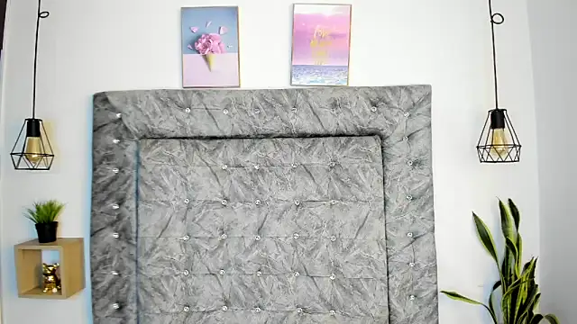 Snapshot of sweet_abby1 chatting on September 2025 12:12:01 PM sweet abby1 online show from September 2025 12:12:01 PM