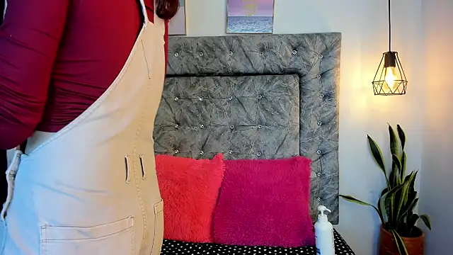 Snapshot of sweet_abby1 chatting on October 2025 12:28:02 PM sweet abby1 online show from October 2025 12:28:02 PM