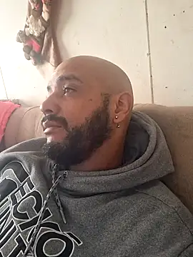 cucho1987 online show from November 2025 02:39:02 PM