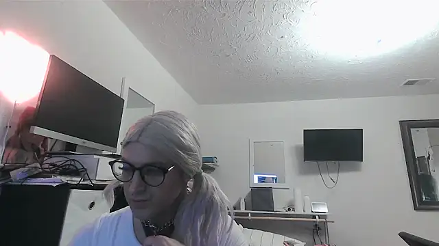 Snapshot of sissytrapdolly24 chatting on May 2026 03:06:01 PM sissytrapdolly24 online show from May 2026 03:06:01 PM