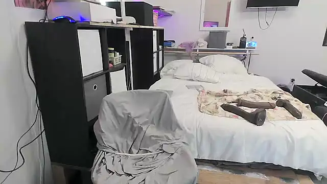 sissytrapdolly24 online show from February 2026 11:11:02 PM