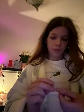 Snapshot of sophiamlf chatting on December 2025 08:26:01 PM sophiamlf online show from December 2025 08:26:01 PM