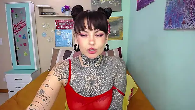 LolaRouse online show from December 2024 07:22:01 PM