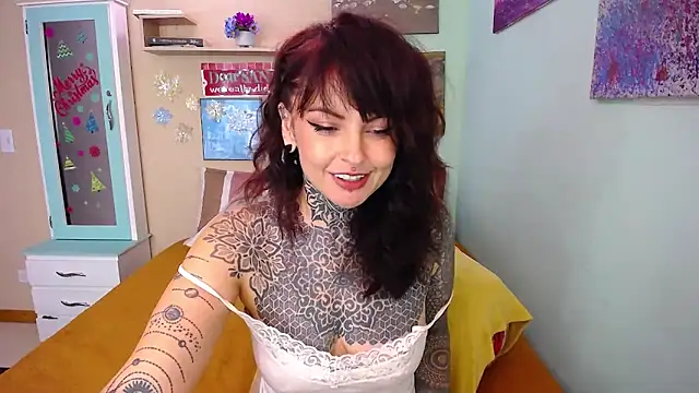 LolaRouse online show from December 2024 09:47:02 PM