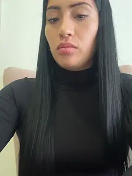 Sara luna  online show from February 2026 05:10:02 PM