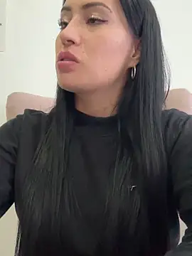 Sara luna  online show from February 2026 09:55:02 PM