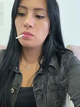 Sara luna  online show from April 2026 09:10:02 PM